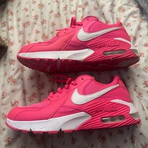 Nike  hot Pink air, max